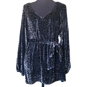 What Goes Around Comes Around Women's Silk Blend Cheetah Print Tunic Size M